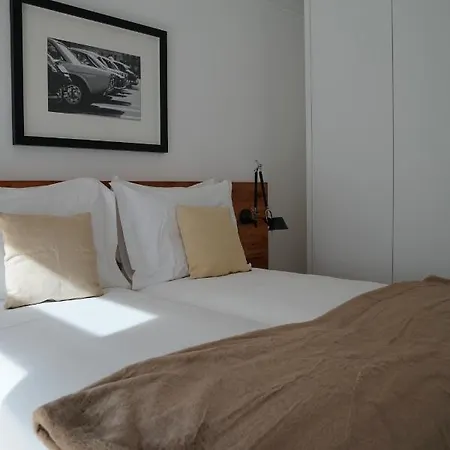 Flora Baixa Apartman *